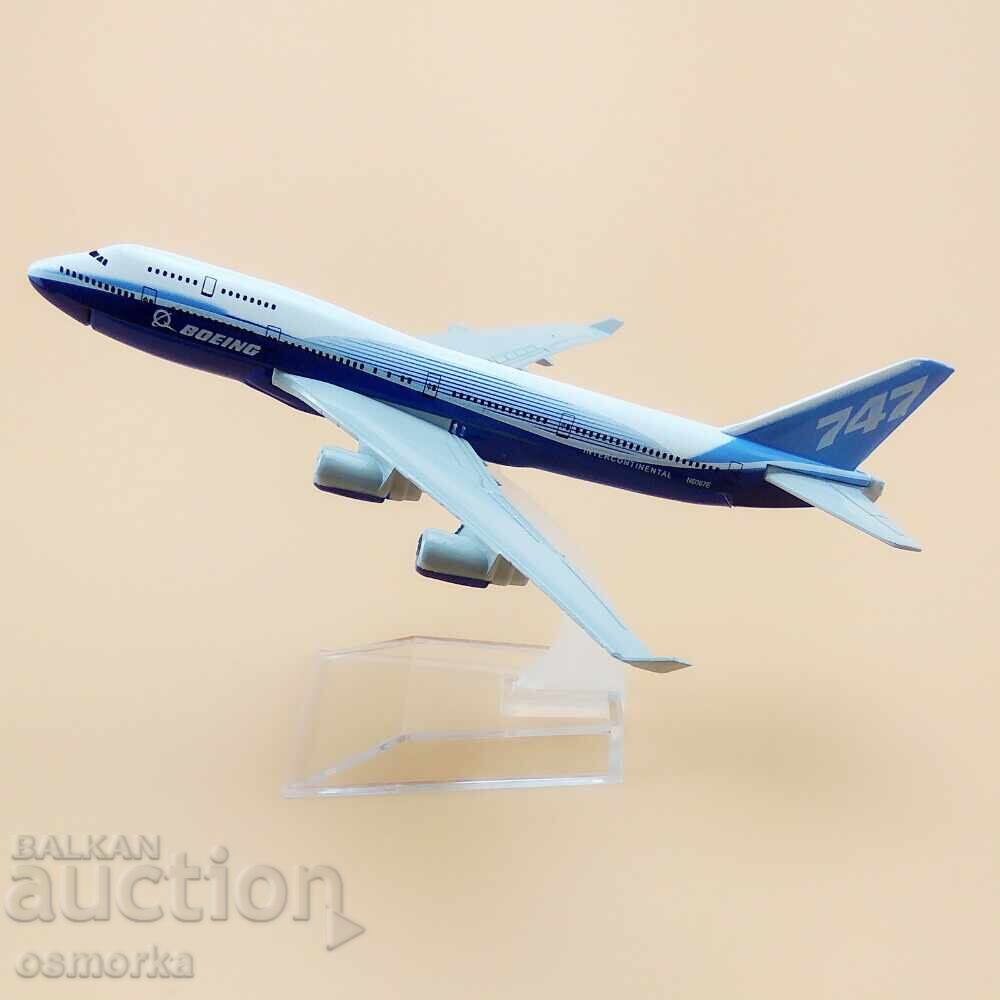 Boeing 747 airplane model, metal liner passenger - 6