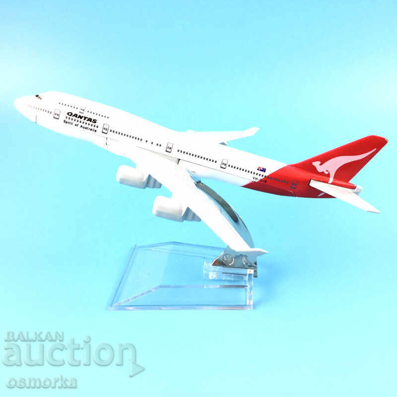 Model avion Boeing 747 maket Qantas metal pasageri Model avion Boeing 747 maket Qantas metal pasageri