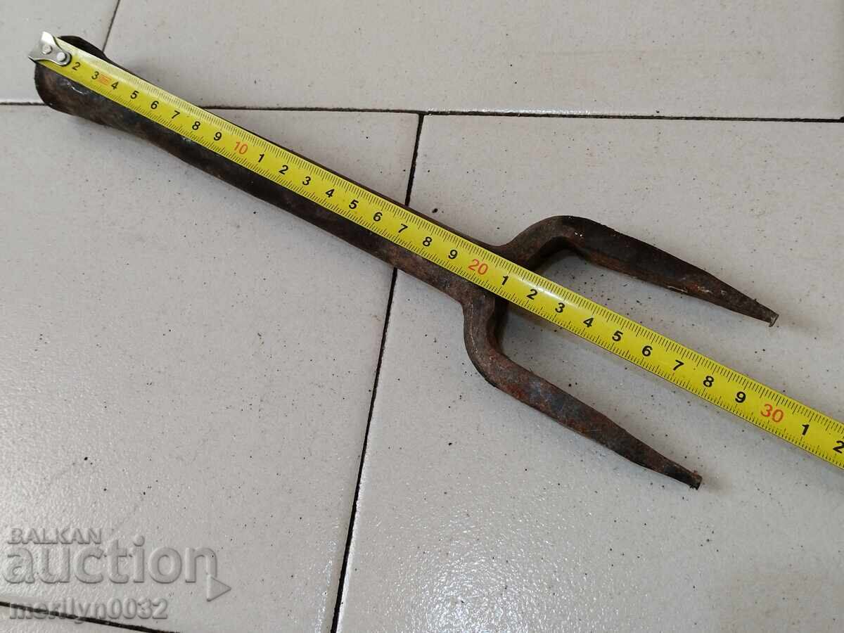 Old hand-forged anvil for hair straightening - 6 Old hand-forged anvil for hair straightening - 6