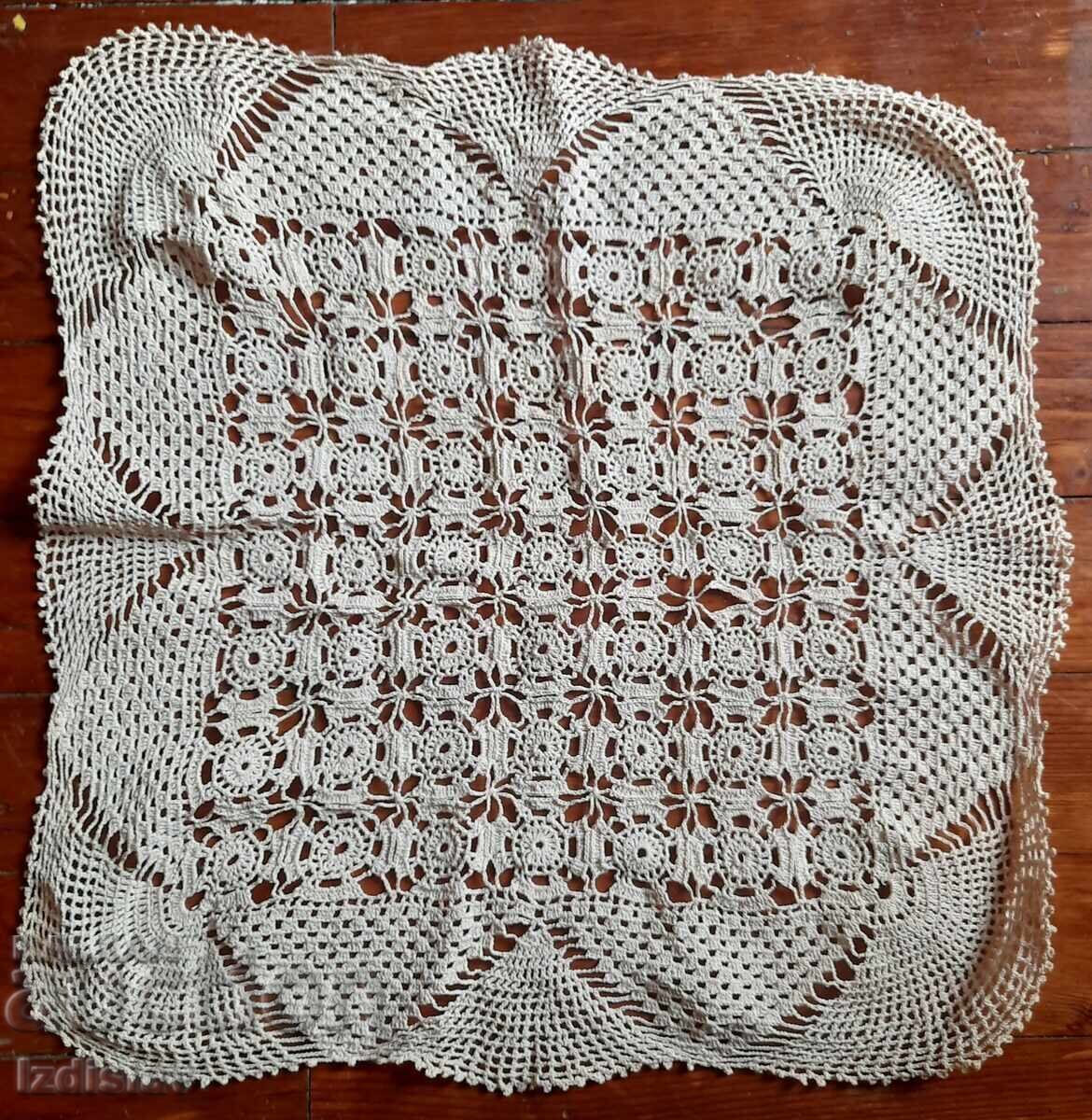 Pătrate tricotate manual