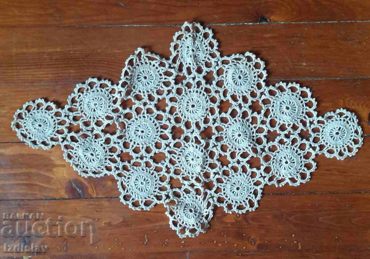 Auction  Hand-crocheted doily