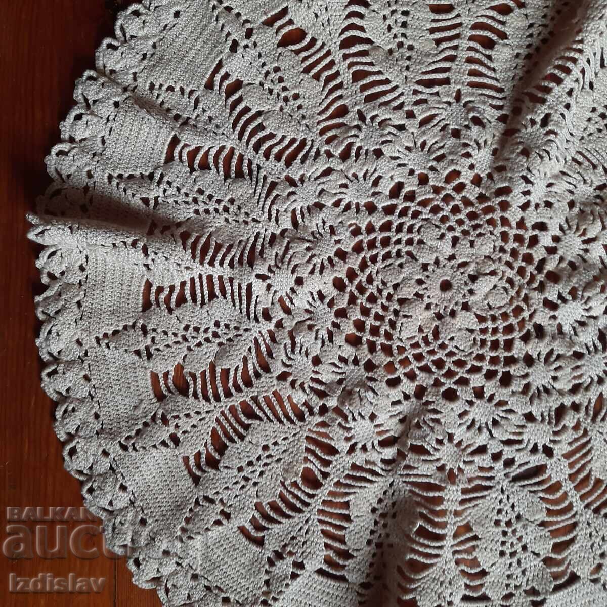Handmade crochet, round with price 25.00 BGN | € 12.78