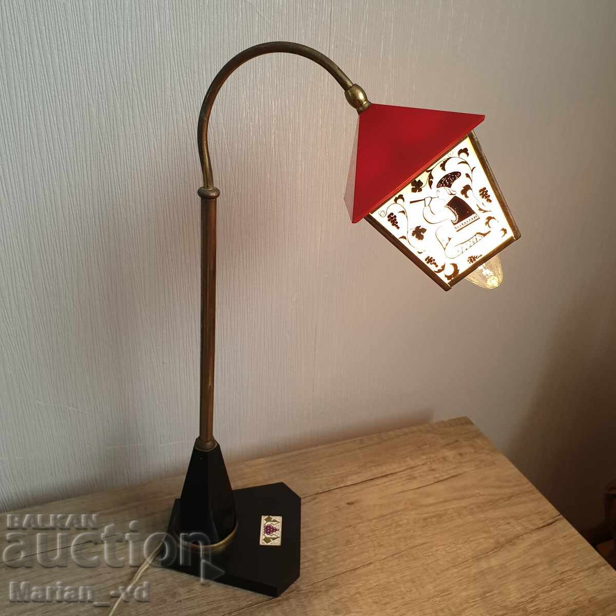 Винтидж СССР Съветска нощна лампа с цена 40.00 лв. | € 20.45 Винтидж СССР Съветска нощна лампа с цена 40.00 лв. | € 20.45