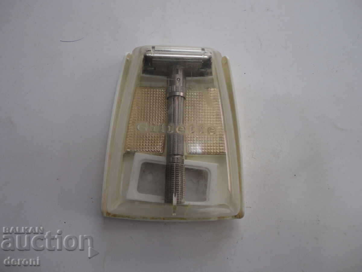 Incredible Gillette Razor Made in USA - 7 Incredible Gillette Razor Made in USA - 7