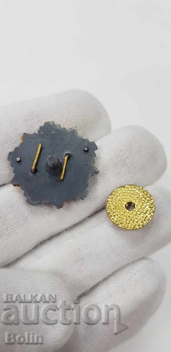 Yugoslav Red Star badge, miniature cockade with enamel with price 30.00 BGN | € 15.34