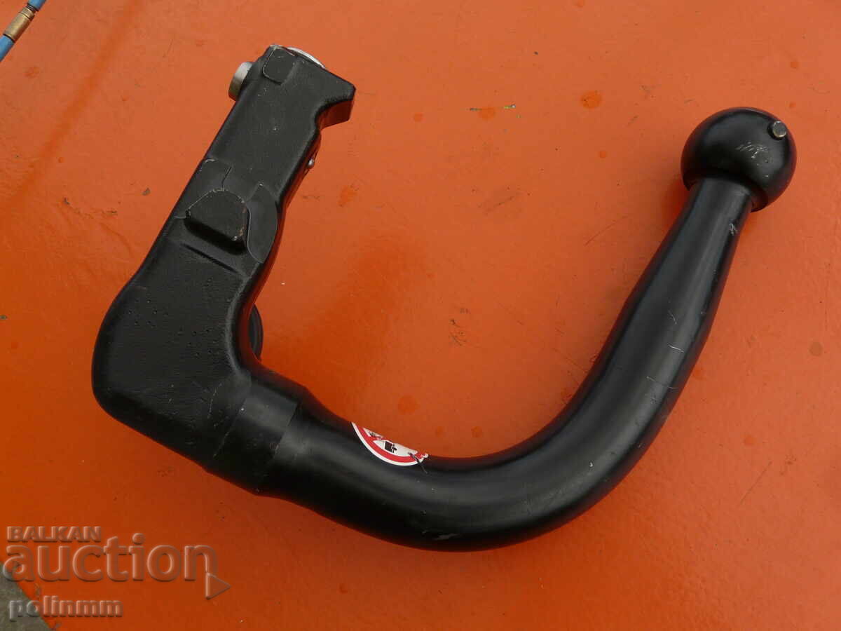 Cârlig de remorcare auto cu preț 70.00 BGN | € 35.79