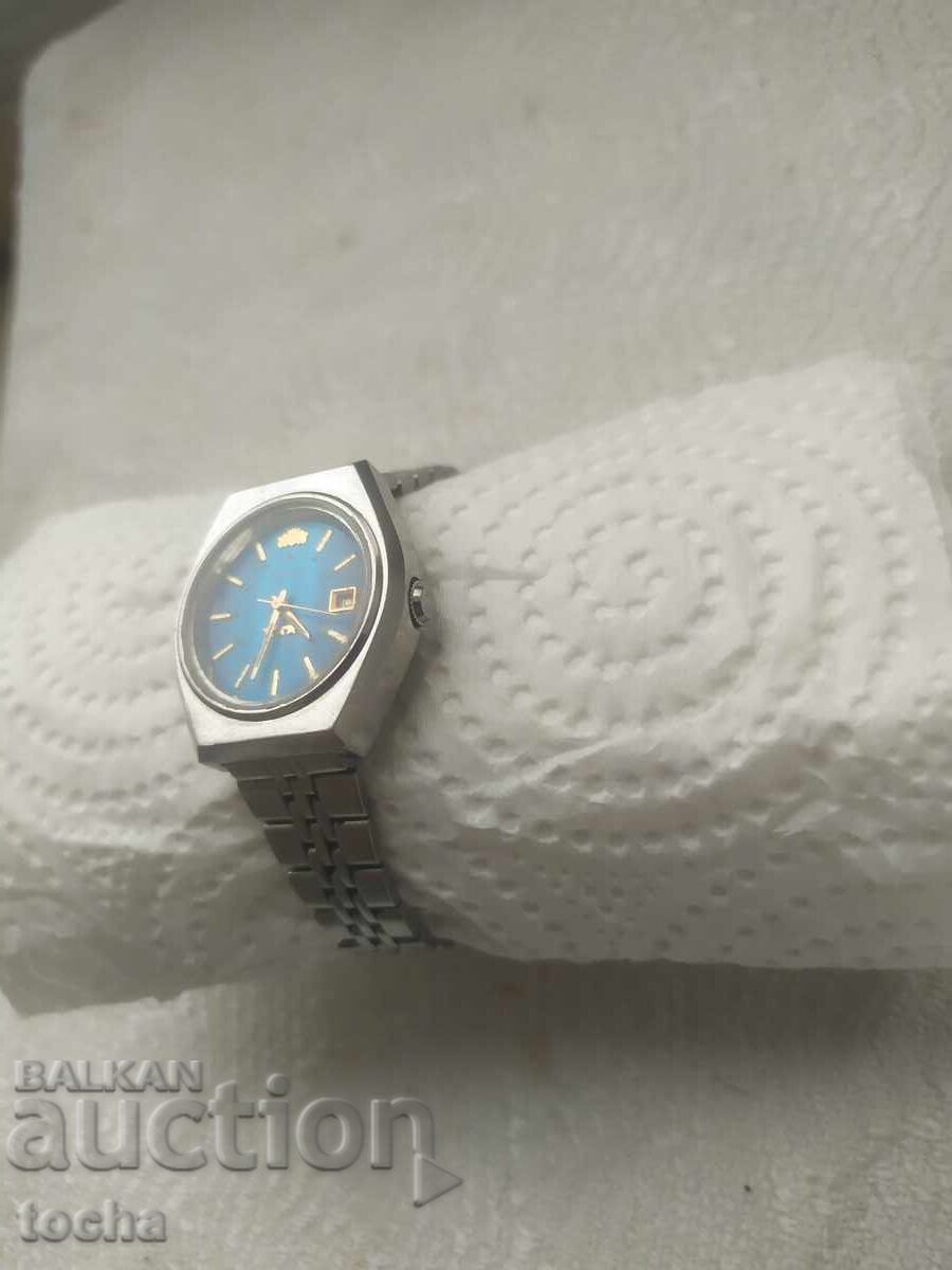 Orient, Orient. Works, preserved BZTs (likely an abbreviation, possibly for "Bulgarian Zonal Clock" or similar) with price 79.80 BGN | € 40.80 Orient, Orient. Works, preserved BZTs (likely an abbreviation, possibly for "Bulgarian Zonal Clock" or similar) with price 79.80 BGN | € 40.80