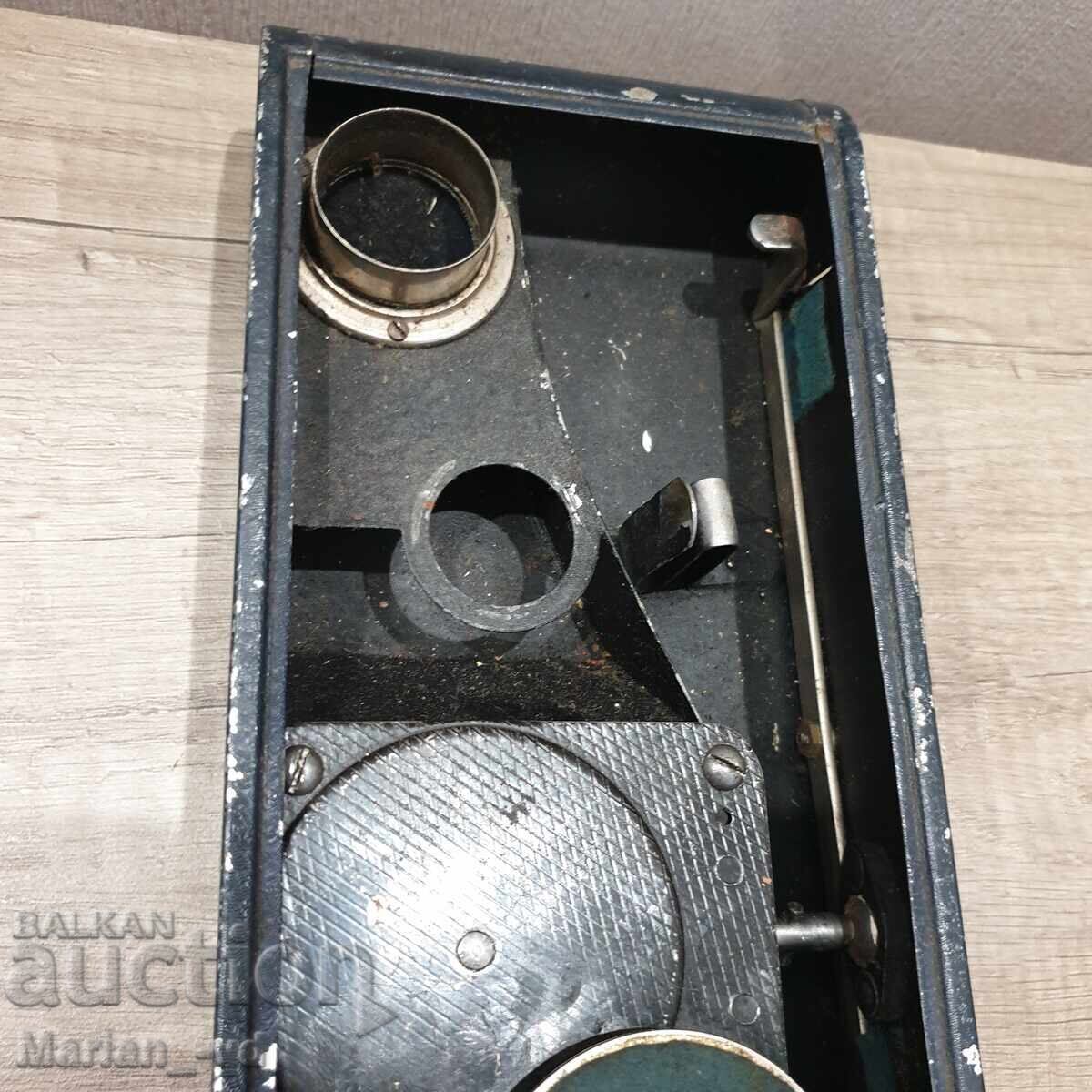 Δημοπρασία Φορητό ελβετικό πικάπ Colibri σε σχήμα φωτογραφικής μηχανής