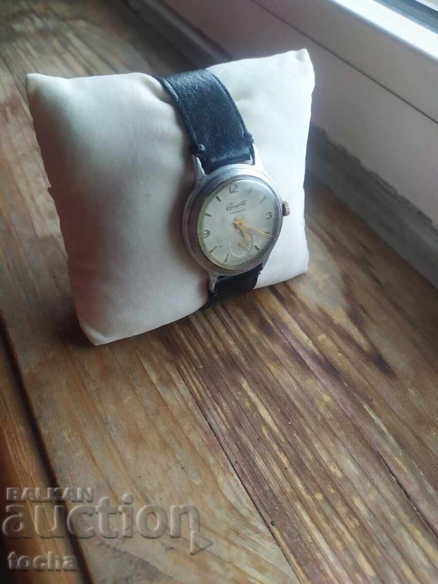 Retro Start watch, works well with price 35.00 BGN | € 17.90 Retro Start watch, works well with price 35.00 BGN | € 17.90