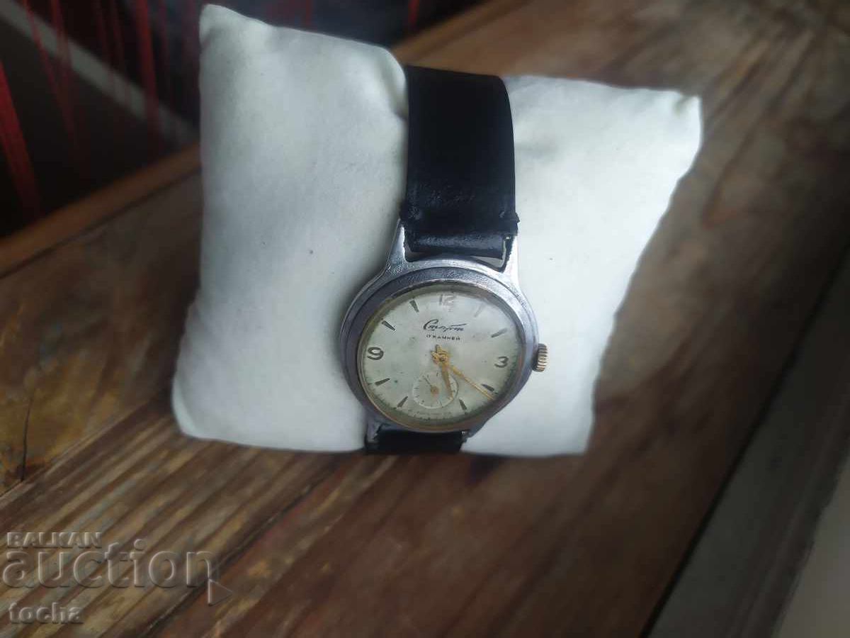 Delivery of Retro Start watch, works well Delivery of Retro Start watch, works well