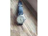 Ρετρό ρολόι Σταρτ, λειτουργεί καλά