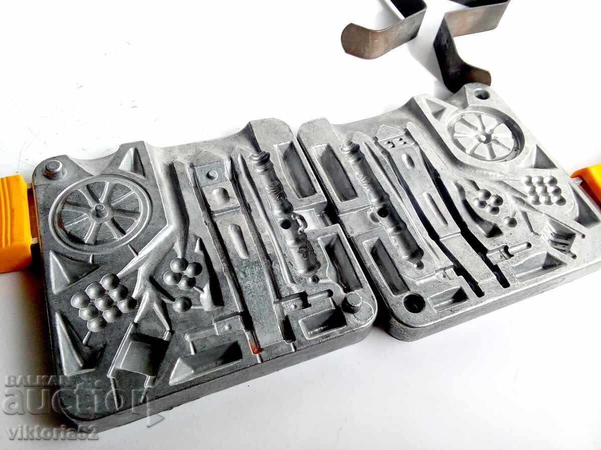 Калъп,молдове за отливки с цена 30.00 лв. | € 15.34