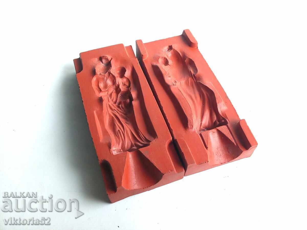 Mold for casting with price 22.00 BGN | € 11.25