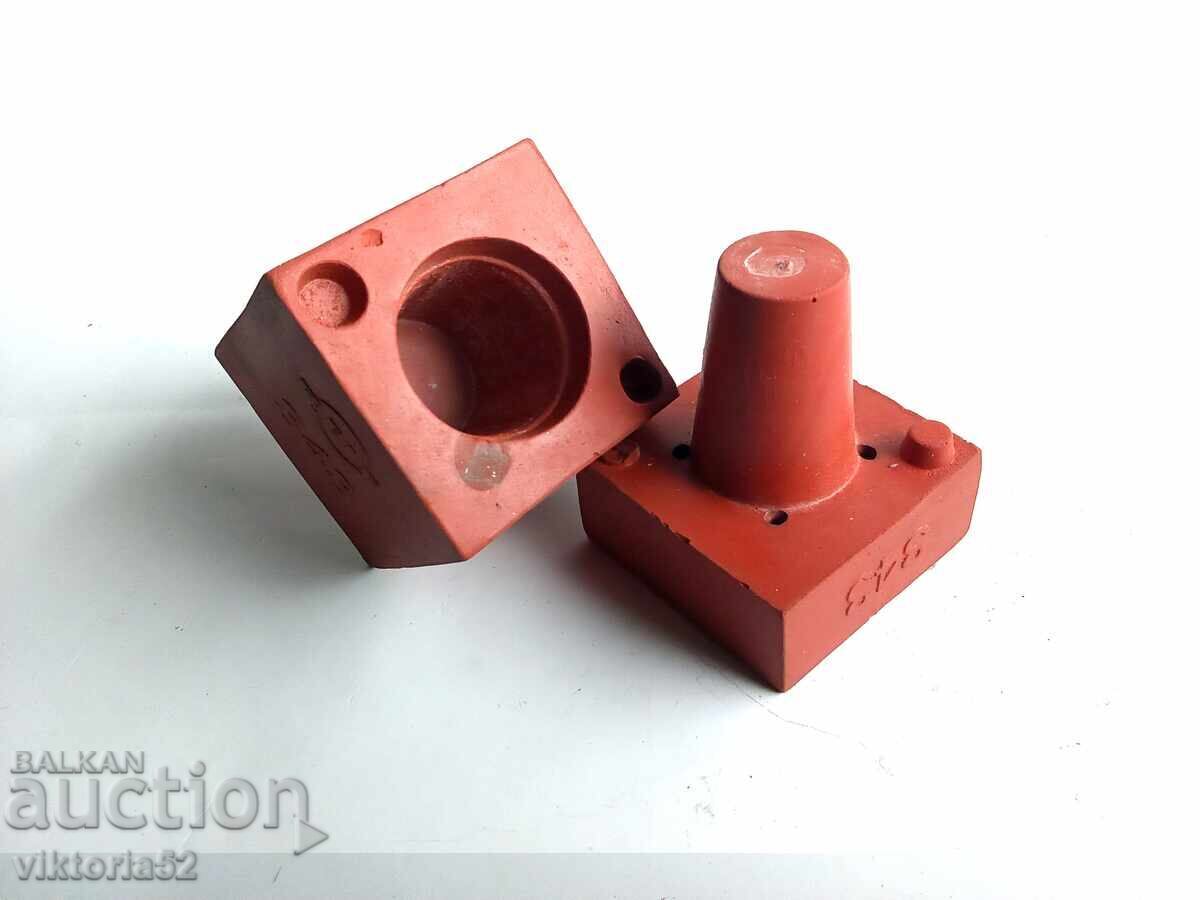 Matriță, forme pentru turnare cu preț 35.00 BGN | € 17.90