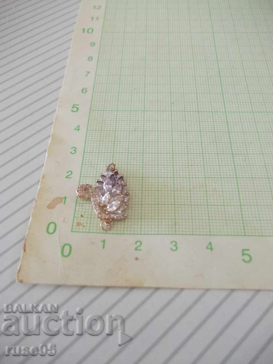 Delivery of Pendant with stones Delivery of Pendant with stones