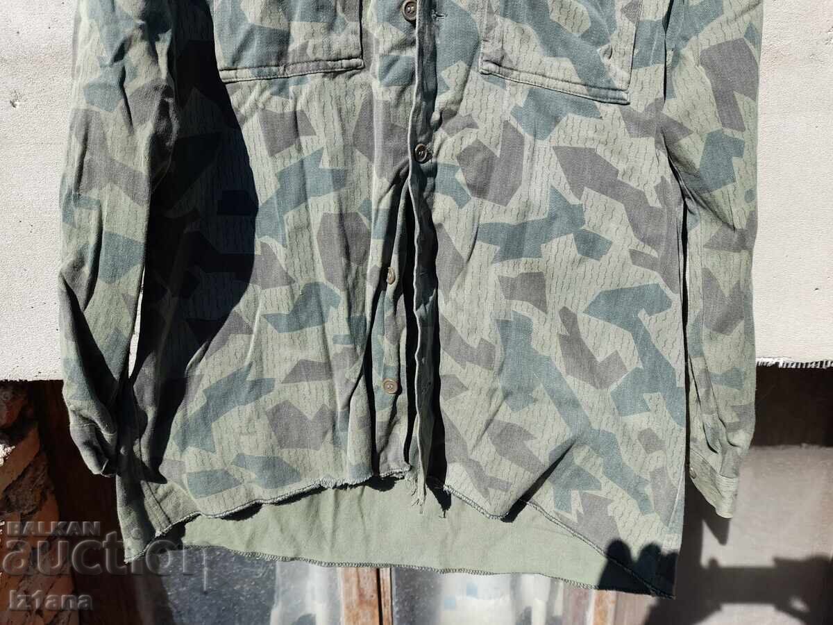 Auction  Camouflage shirt, camouflage