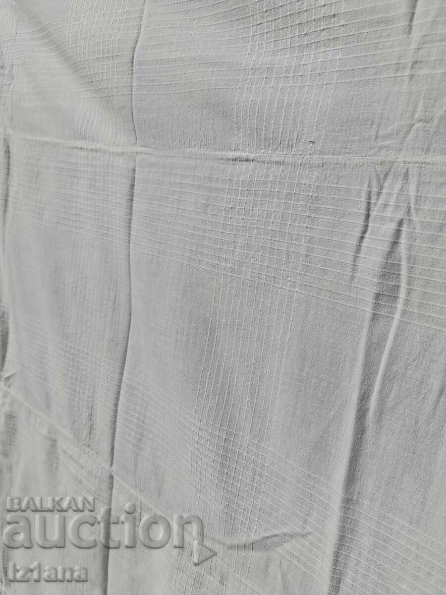 Delivery of Old sheet with lace Delivery of Old sheet with lace