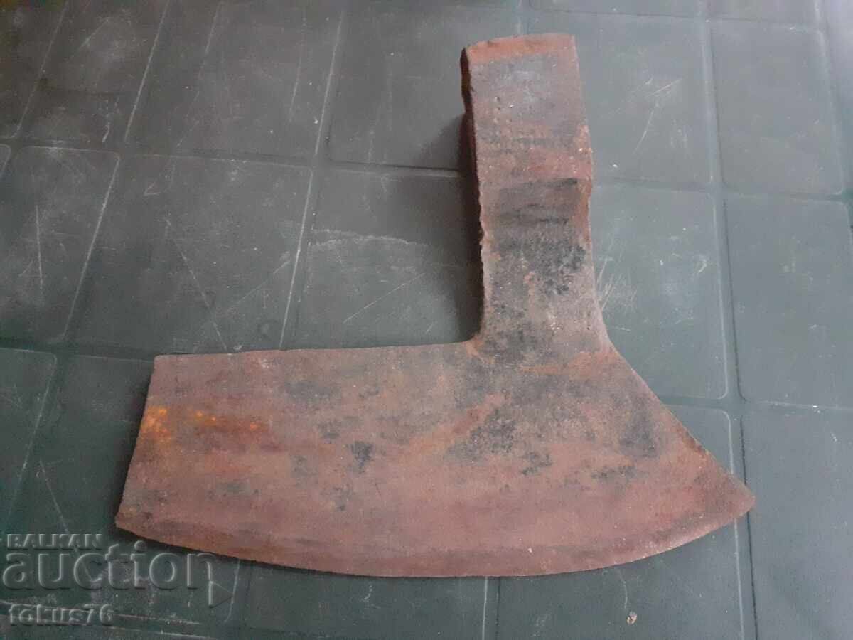 Auction Old large forged axe - krivitsa Auction Old large forged axe - krivitsa
