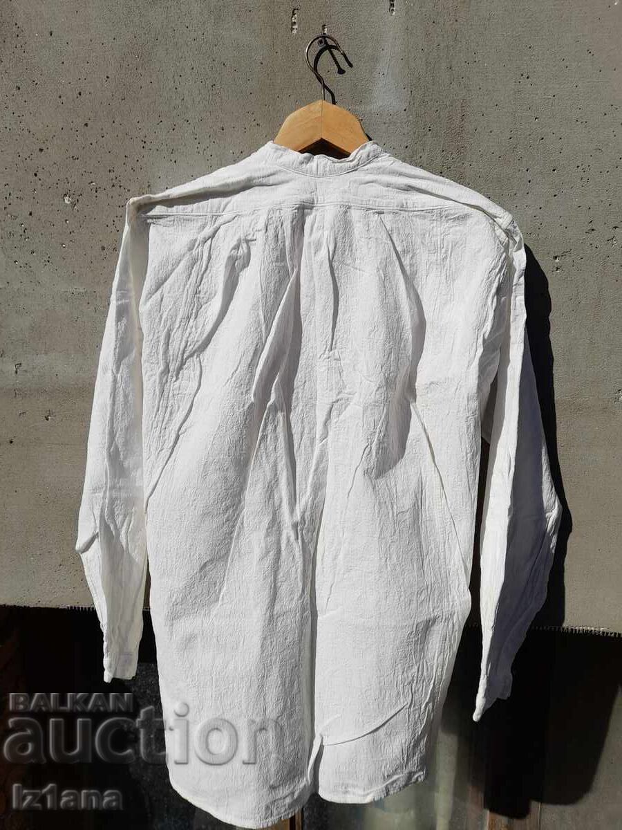 Delivery of Vintage Men's Fringe Shirt Delivery of Vintage Men's Fringe Shirt