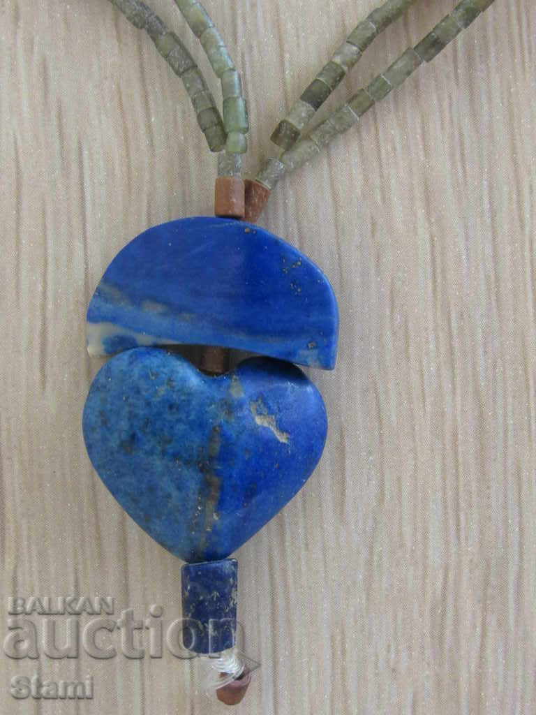 Delivery of African-motif necklace in grunge style - 7 Delivery of African-motif necklace in grunge style - 7