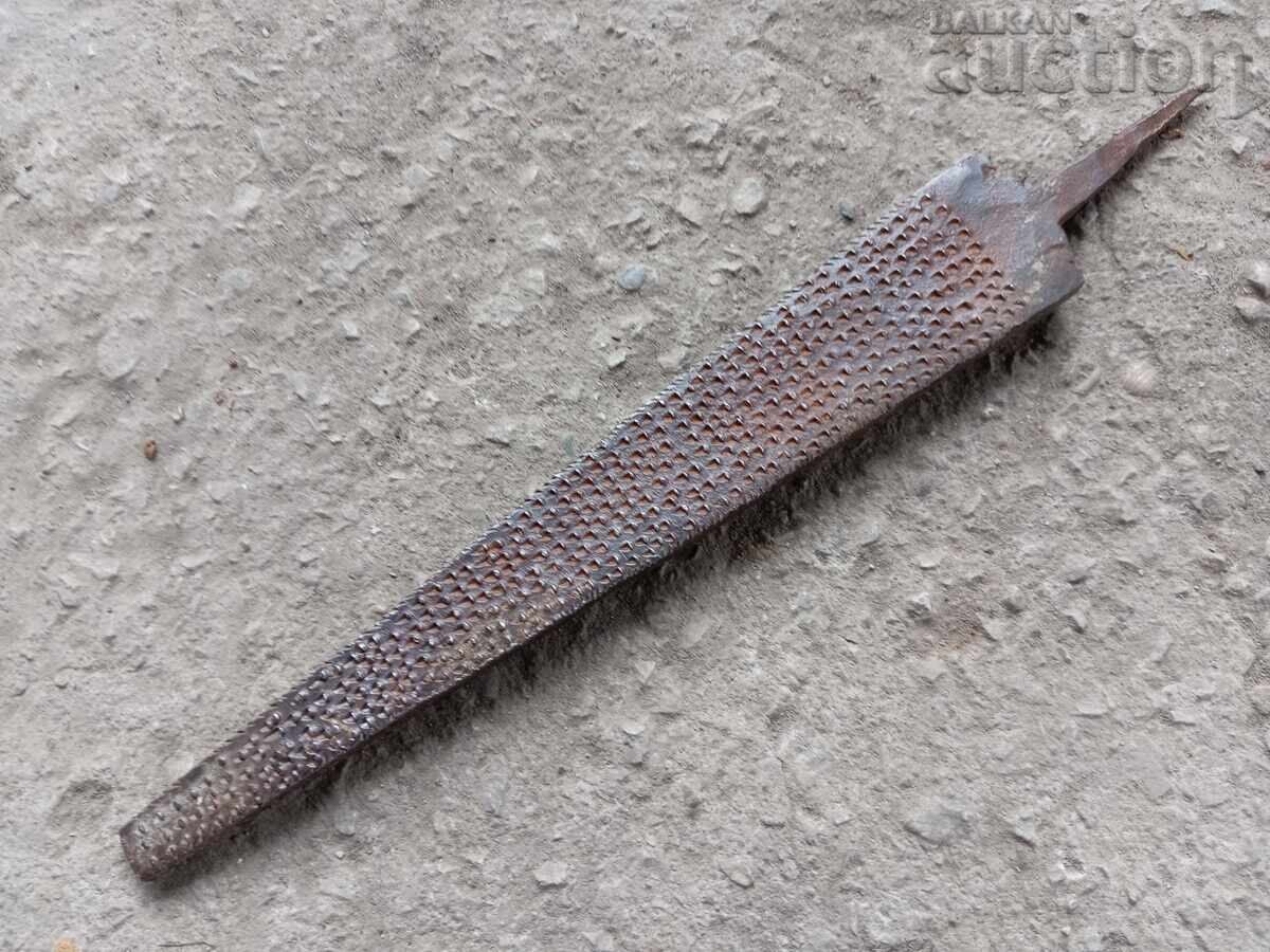 Antique Primitive Saw Tool from Antiquity with price 21.00 BGN | € 10.74
