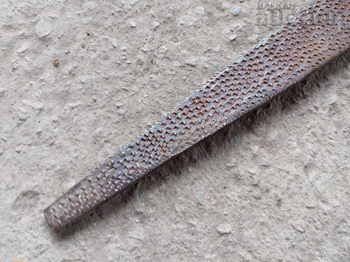 Auction  Antique Primitive Saw Tool from Antiquity