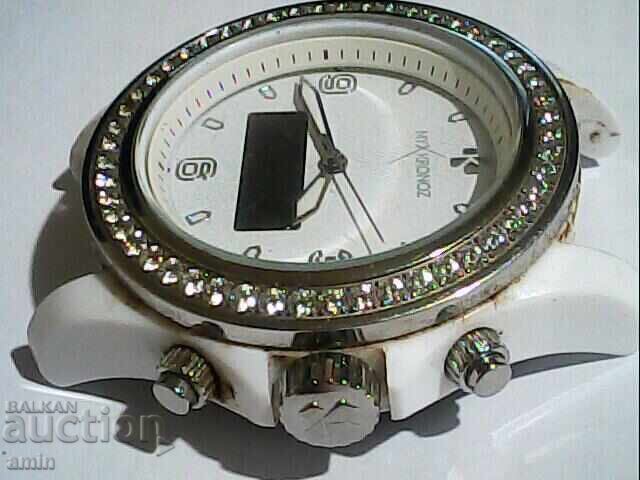 Δημοπρασία 2 τμχ παλιά 4 ρολόγια Δημοπρασία 2 τμχ παλιά 4 ρολόγια