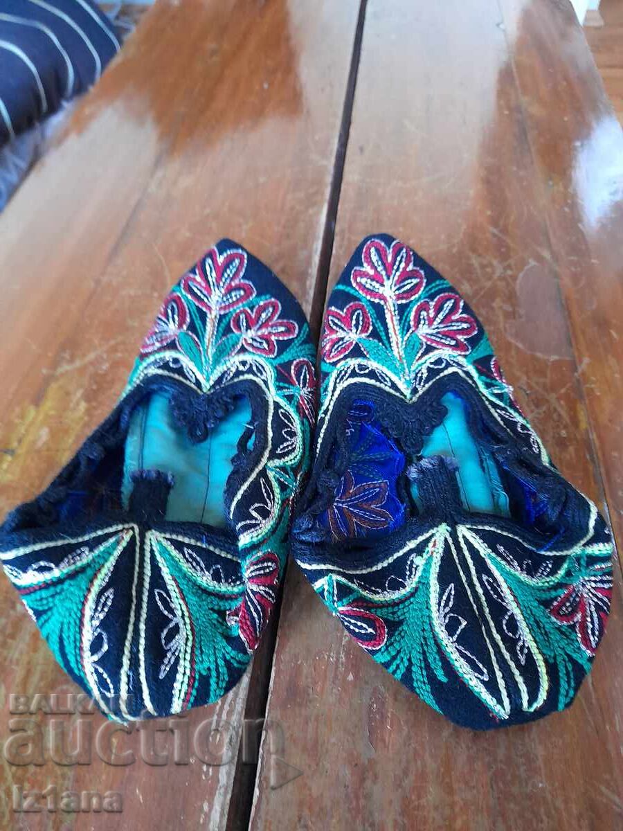 Old Rhodope tiles with price 37.00 BGN | € 18.92 Old Rhodope tiles with price 37.00 BGN | € 18.92