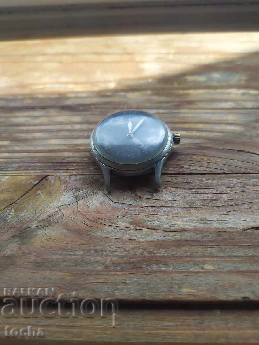 часовник Спортивньie , работещ с цена 39.80 лв. | € 20.35 часовник Спортивньie , работещ с цена 39.80 лв. | € 20.35