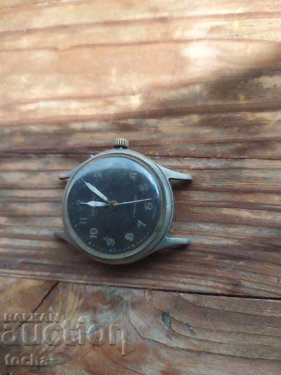 Аукцион часовник Спортивньie , работещ Аукцион часовник Спортивньie , работещ