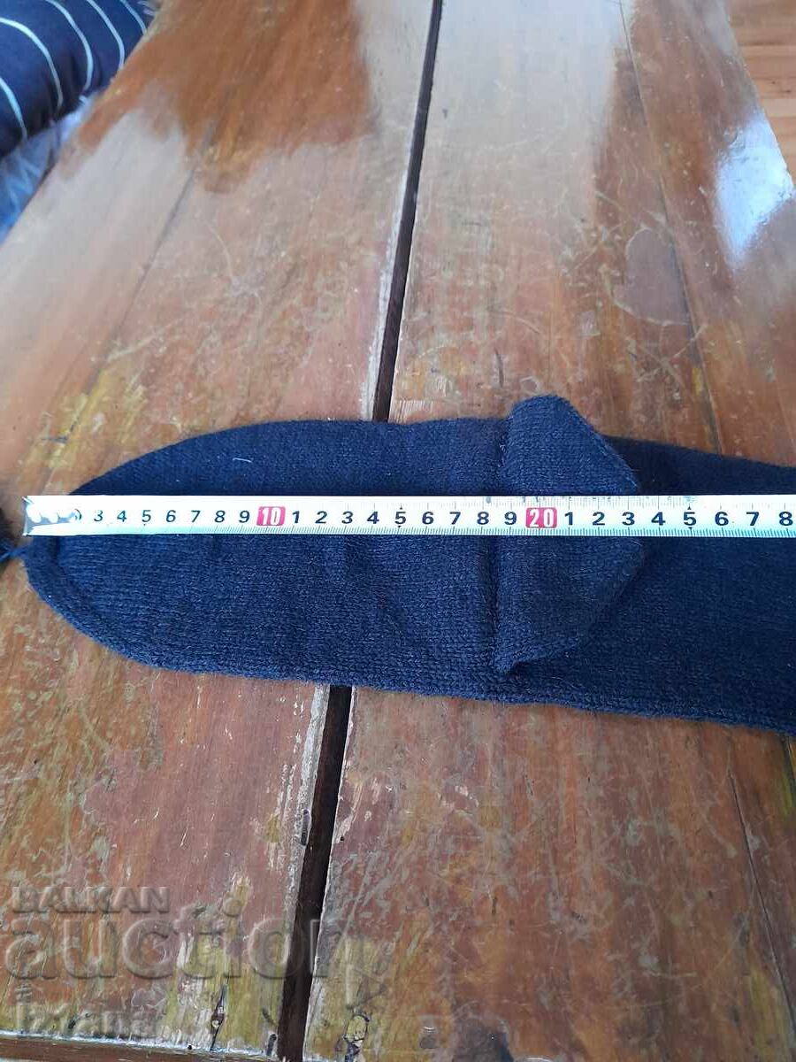 Livrarea Șosete vechi de lână Livrarea Șosete vechi de lână