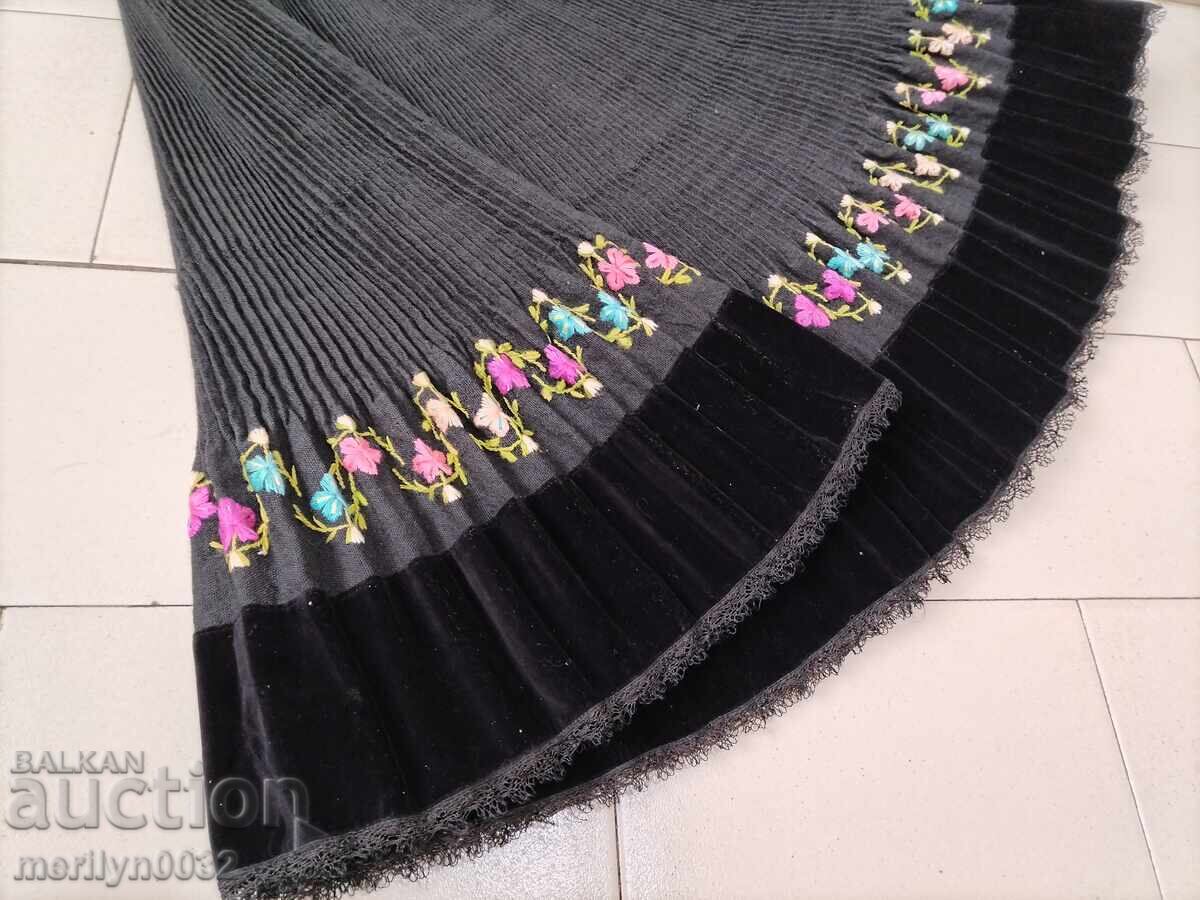 Vintage embroidered velvet clutch bag - 7 Vintage embroidered velvet clutch bag - 7