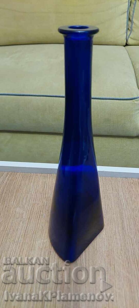 Auction  Vase for connoisseurs