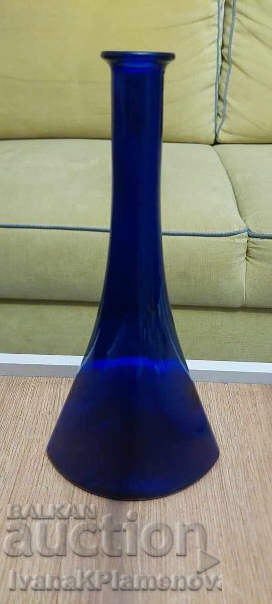 Livrarea Vază pentru cunoscători Livrarea Vază pentru cunoscători