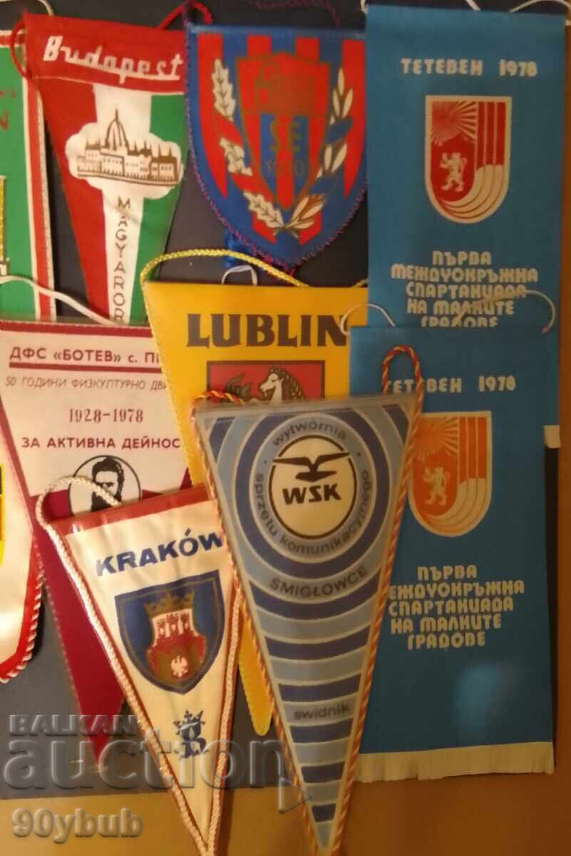 Auction  Old sports pennants, various sports, 15 pieces