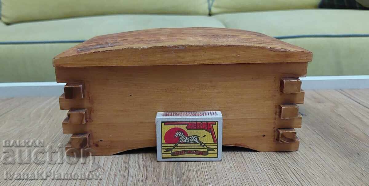 Wooden box for connoisseurs - 7