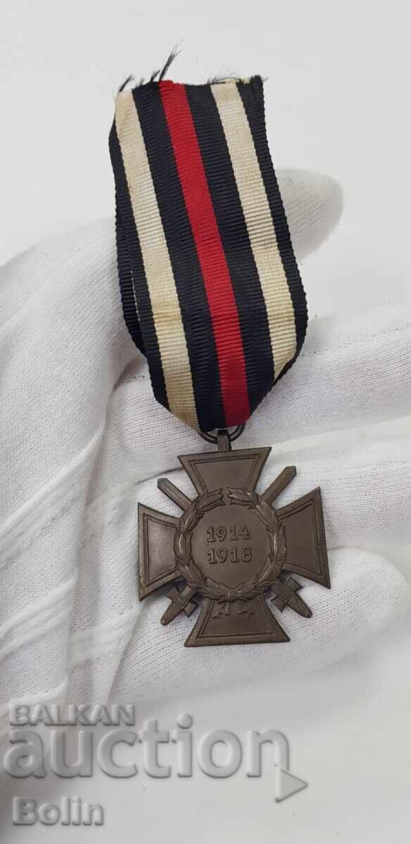 Auction  Collectible cross, medal with swords Germany 1914-1918