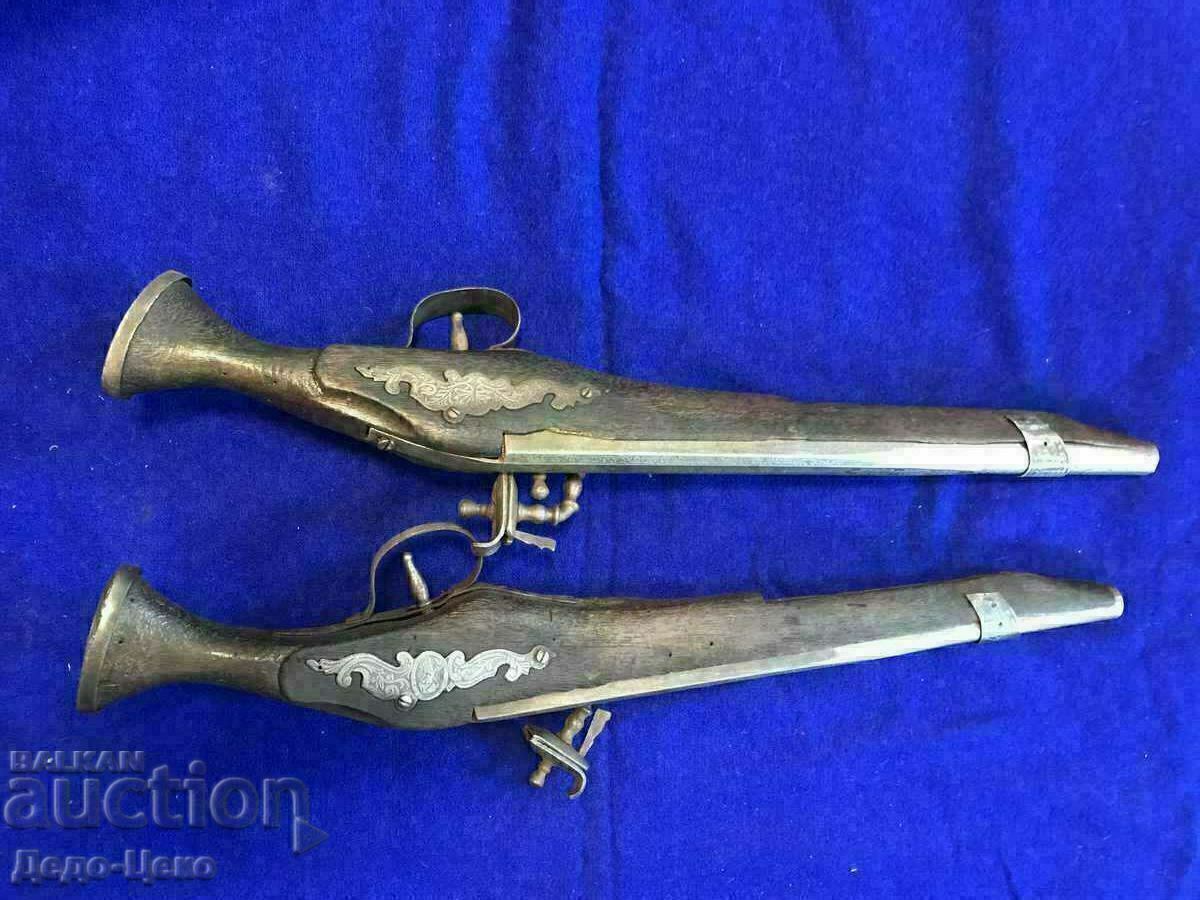 Доставка на Кремъчни пищови Доставка на Кремъчни пищови