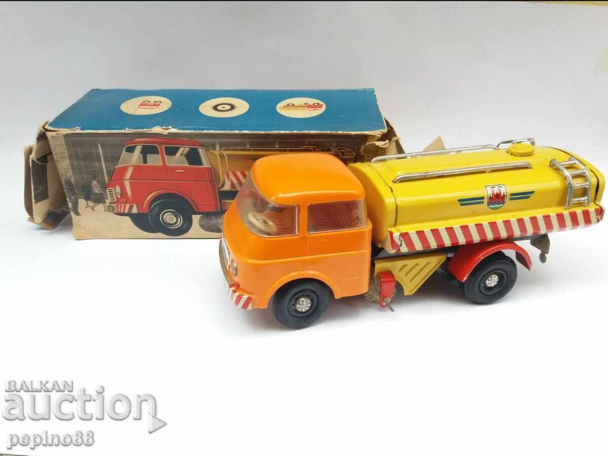 Rare Camion German MS Brandenburg (Nu schimba valuta) cu preț 350.00 BGN | € 178.95 Rare Camion German MS Brandenburg (Nu schimba valuta) cu preț 350.00 BGN | € 178.95