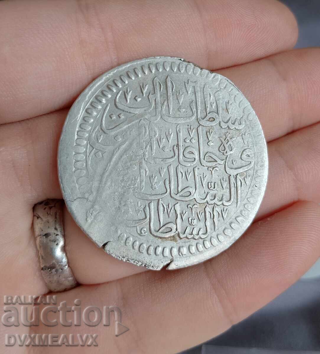 Number 3 Gold on Ahmed III - READ THE DESCRIPTION!!!!! with price 110.00 BGN | € 56.24 Number 3 Gold on Ahmed III - READ THE DESCRIPTION!!!!! with price 110.00 BGN | € 56.24