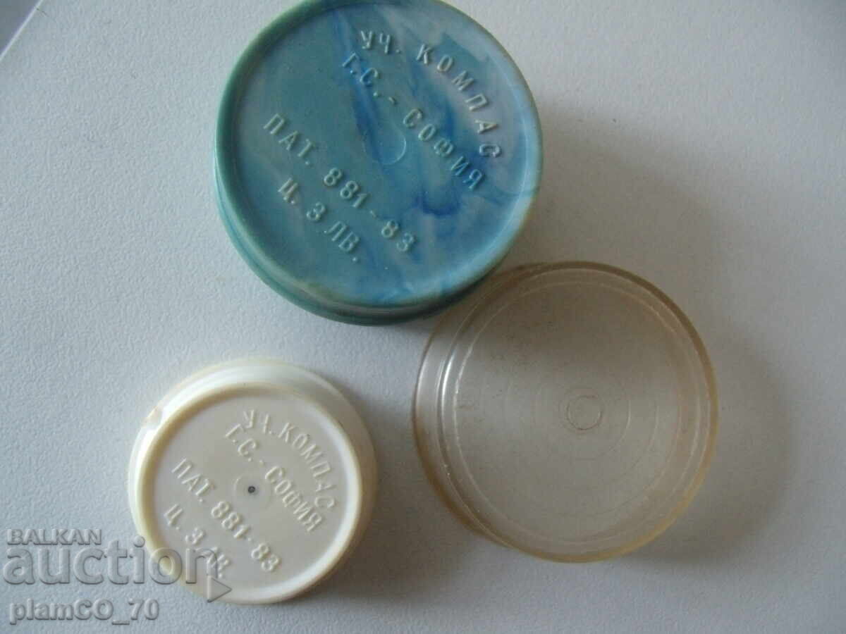 Delivery of №7944 old small compass - with box - diameter 3.5 cm Delivery of №7944 old small compass - with box - diameter 3.5 cm