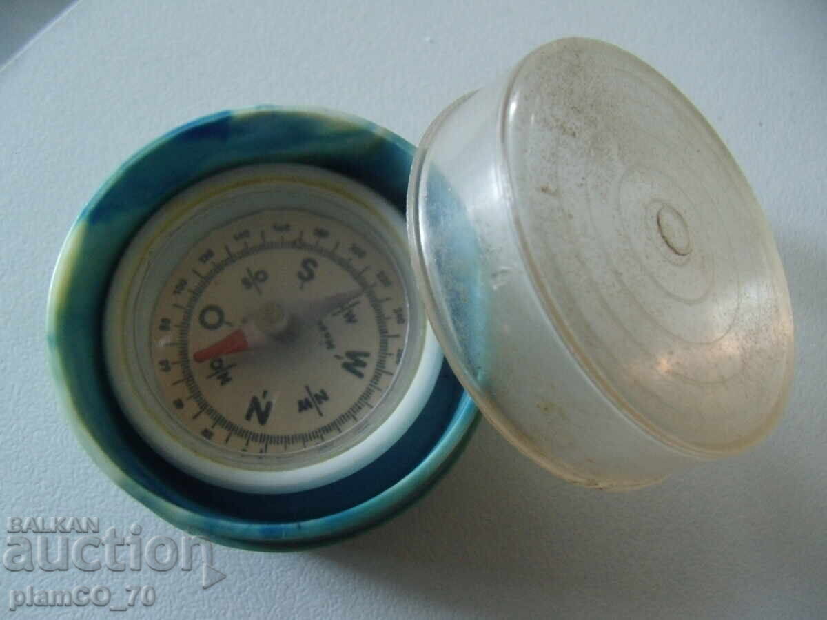 №7944 old small compass - with box - diameter 3.5 cm - 5 №7944 old small compass - with box - diameter 3.5 cm - 5