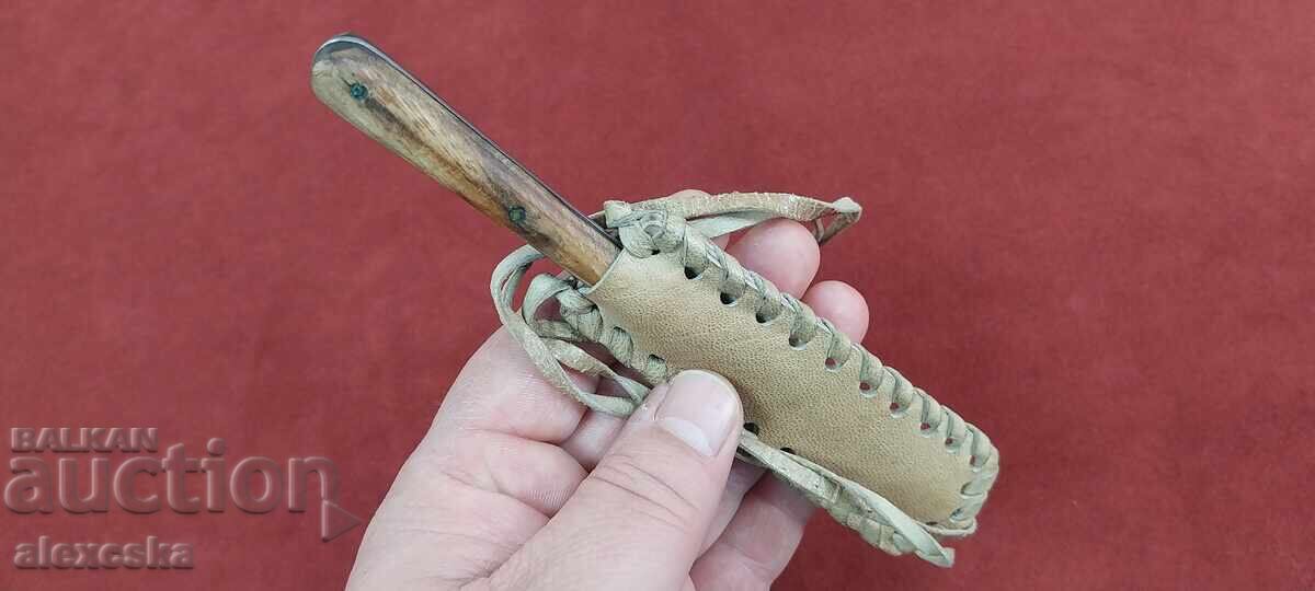 Măicuț de cuțit cu teacă