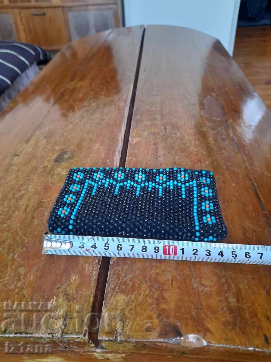 Geanta veche cu margele cu preț 27.00 BGN | € 13.80