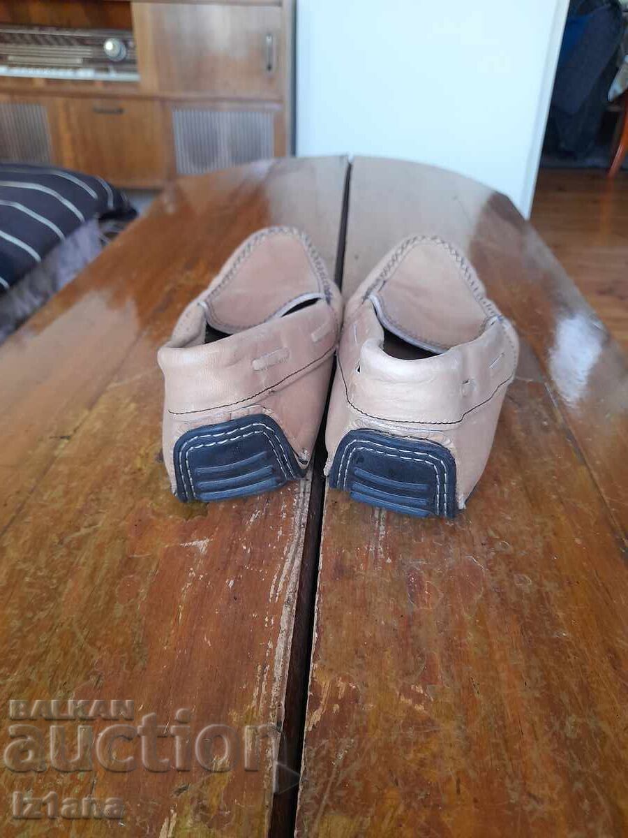 Auction Old Pirin moccasins Auction Old Pirin moccasins