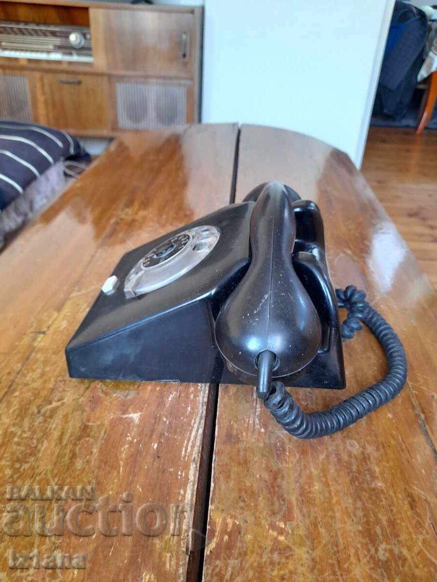 Telefon vechi RFT, Nordfern cu preț 55.00 BGN | € 28.12 Telefon vechi RFT, Nordfern cu preț 55.00 BGN | € 28.12