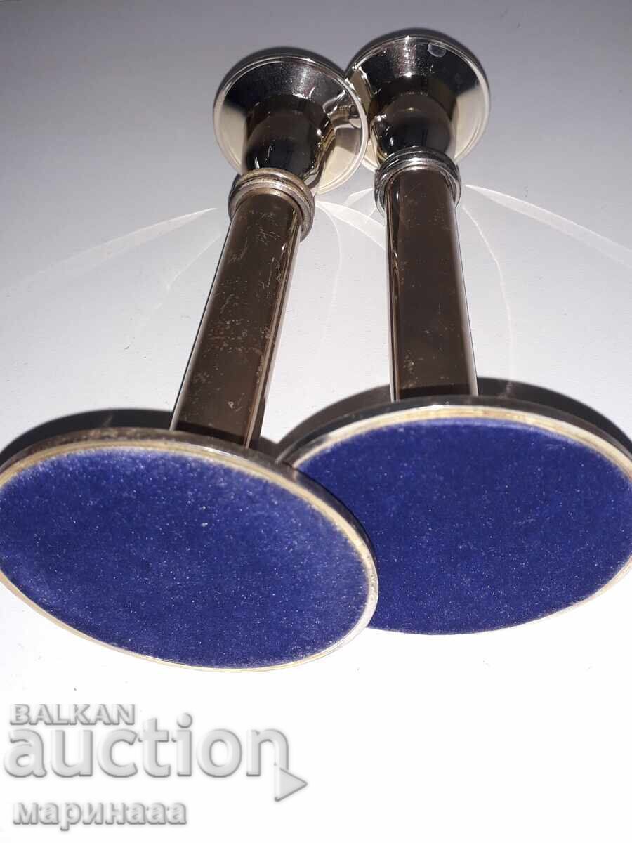 Auction CANDLESTICKS. SILVER-PLATED ZAMAK Auction CANDLESTICKS. SILVER-PLATED ZAMAK