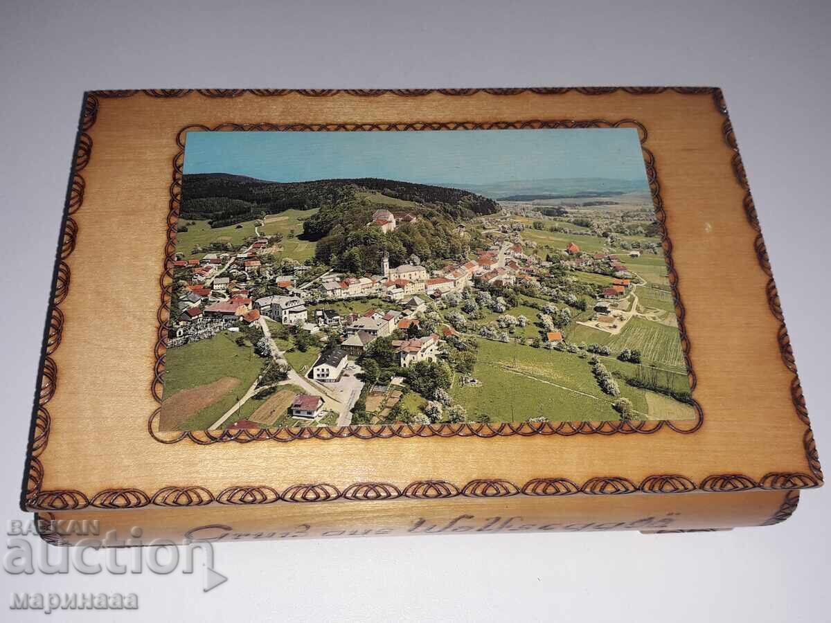 ΠΑΛΙΟ ΚΟΥΤΙ. ΔΕΝΤΡΟ με τιμή 9.00 BGN | € 4.60 ΠΑΛΙΟ ΚΟΥΤΙ. ΔΕΝΤΡΟ με τιμή 9.00 BGN | € 4.60