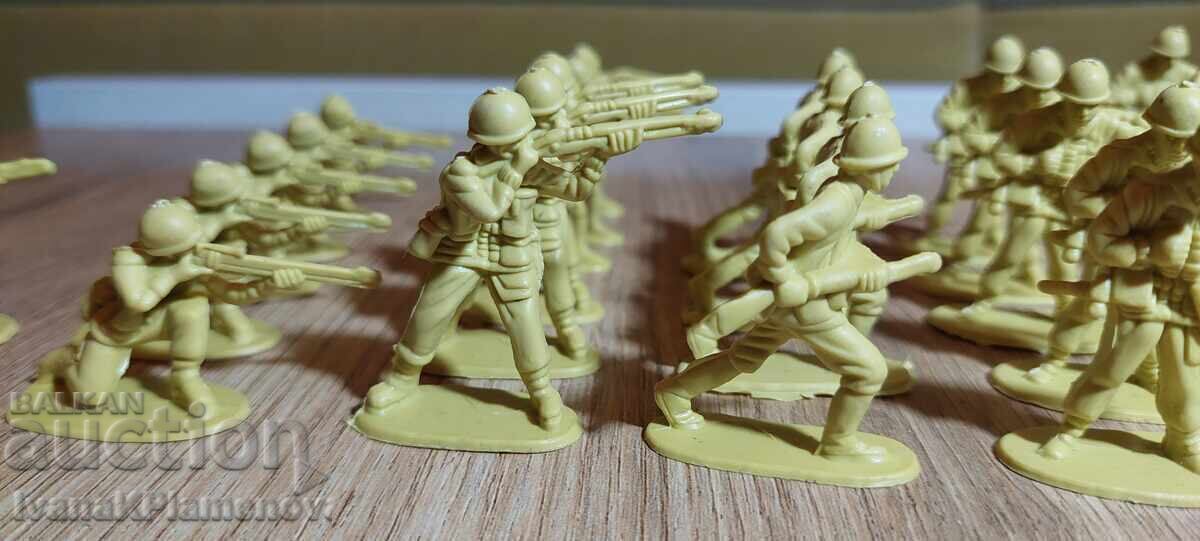Figurine pentru colecționari 40 bucăți - 6