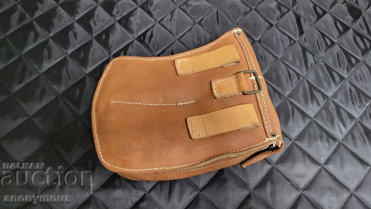 Geantă de umăr pentru automat Kalașnikov cu preț 50.00 BGN | € 25.56 Geantă de umăr pentru automat Kalașnikov cu preț 50.00 BGN | € 25.56